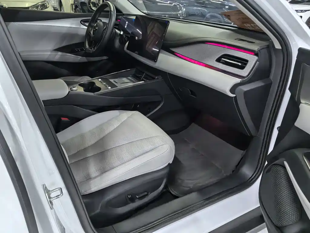 BYD Seal 06 DM-i Touring — миниатюра 10