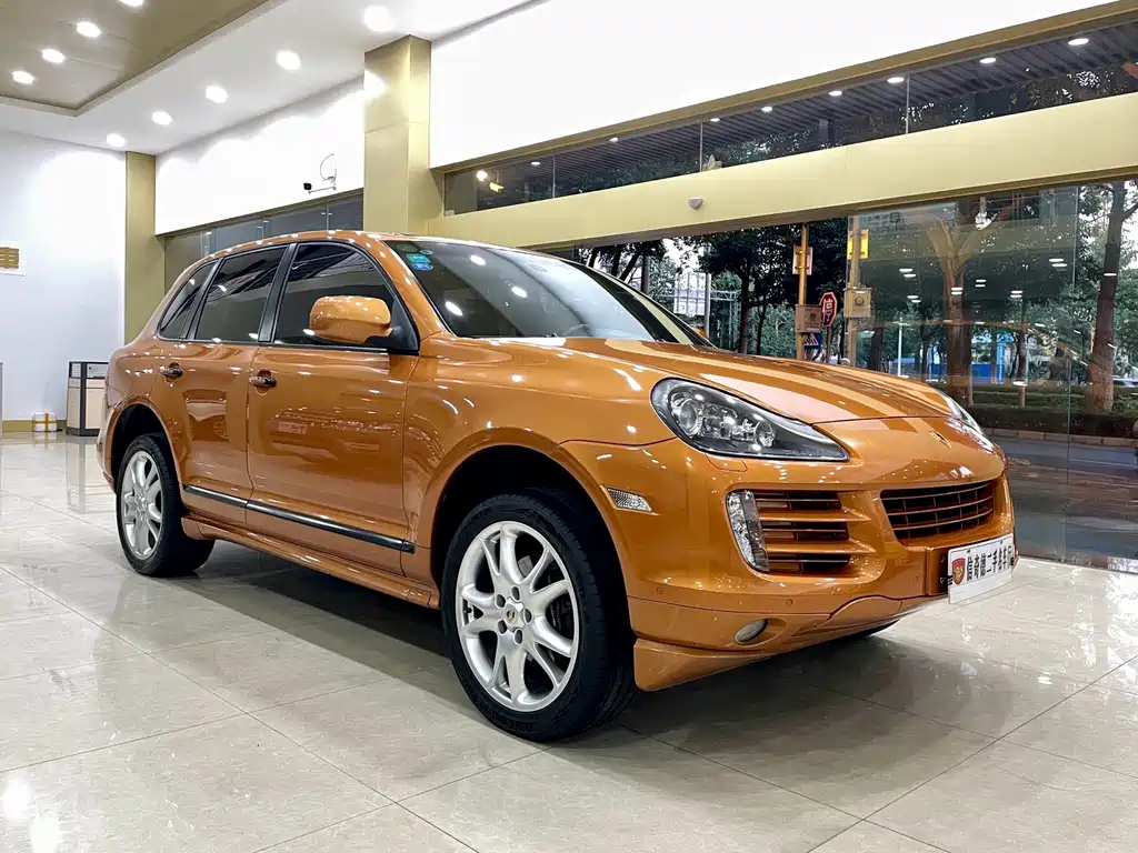 Porsche Cayenne — миниатюра 6