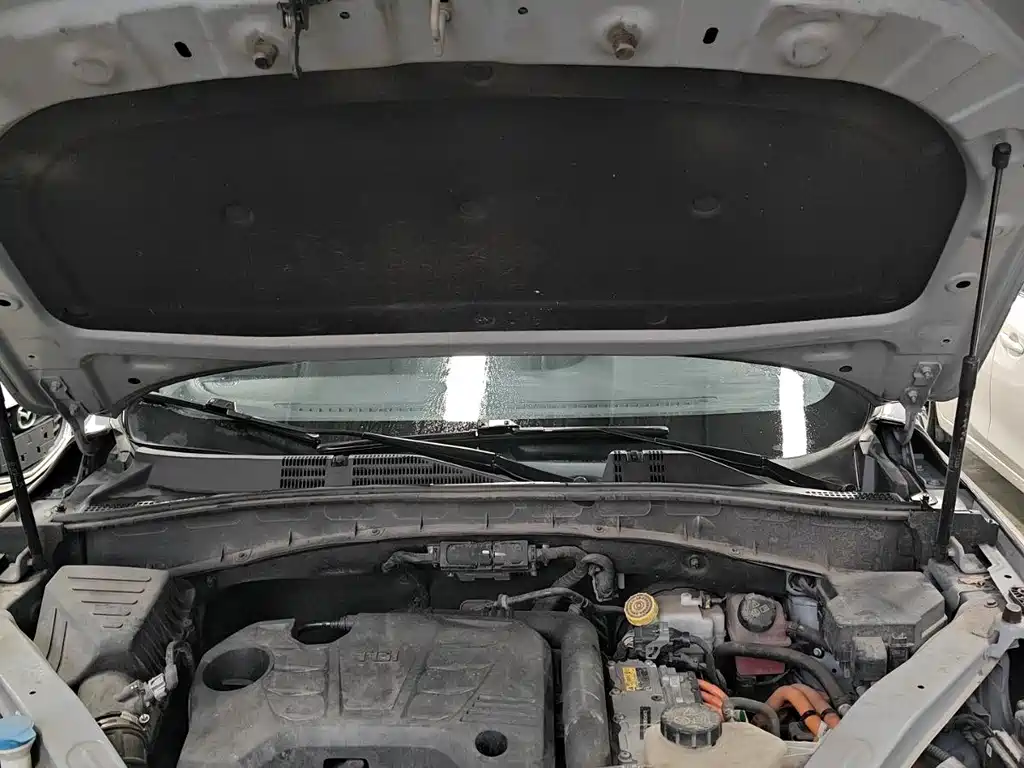 Roewe RX5 New Energy — миниатюра 13