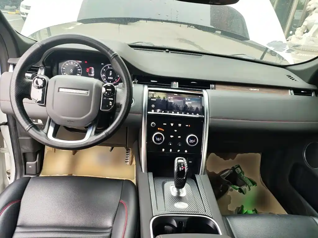 Land Rover Discovery Sport — миниатюра 10