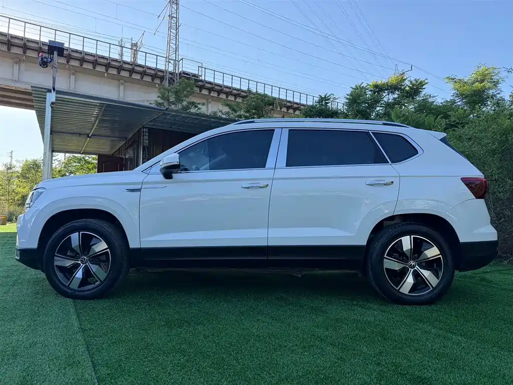 Volkswagen Tharu 2022 280TSI Comfort