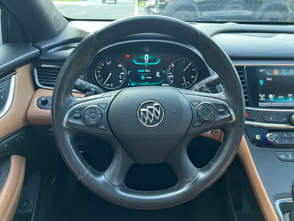 Buick LaCrosse — миниатюра 18