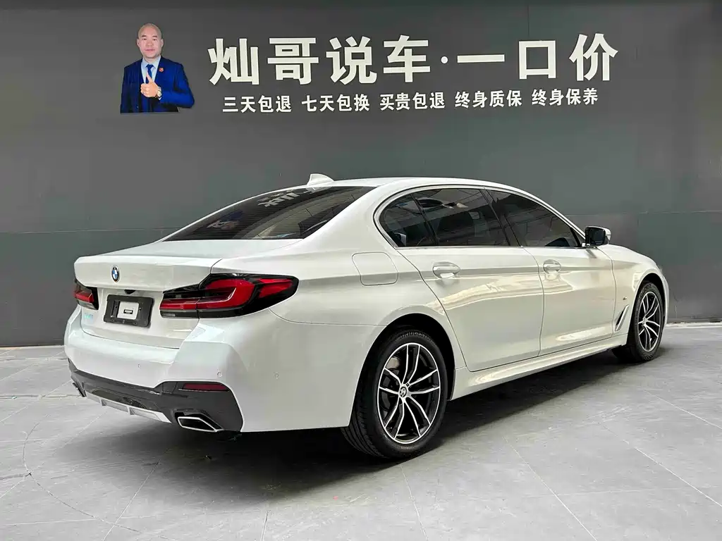 BMW 5 Series — миниатюра 21