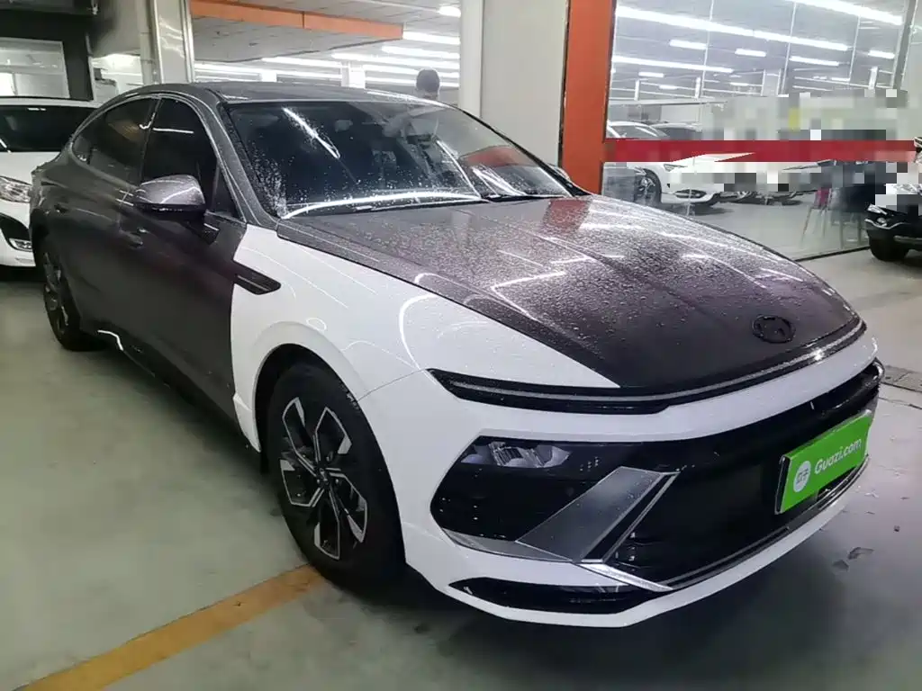Hyundai Sonata — миниатюра 4