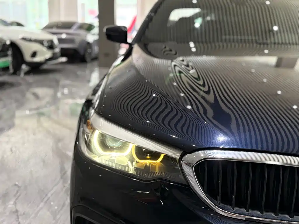 BMW 5 Series — миниатюра 25