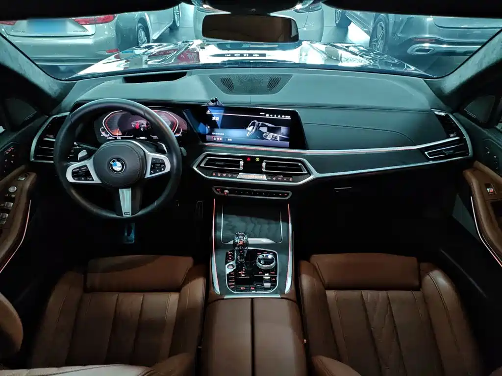 BMW X7 — миниатюра 13