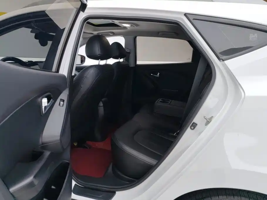 Hyundai ix35 — миниатюра 11
