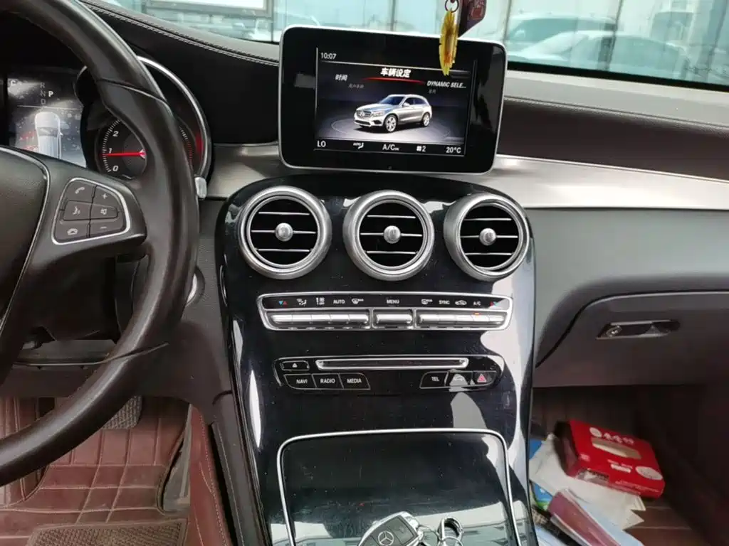 Mercedes-Benz GLC — миниатюра 13