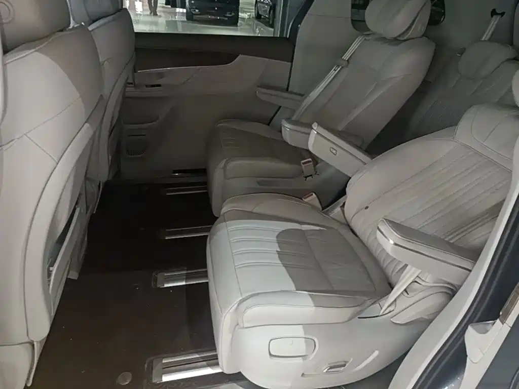 Roewe iMAX8 — миниатюра 17