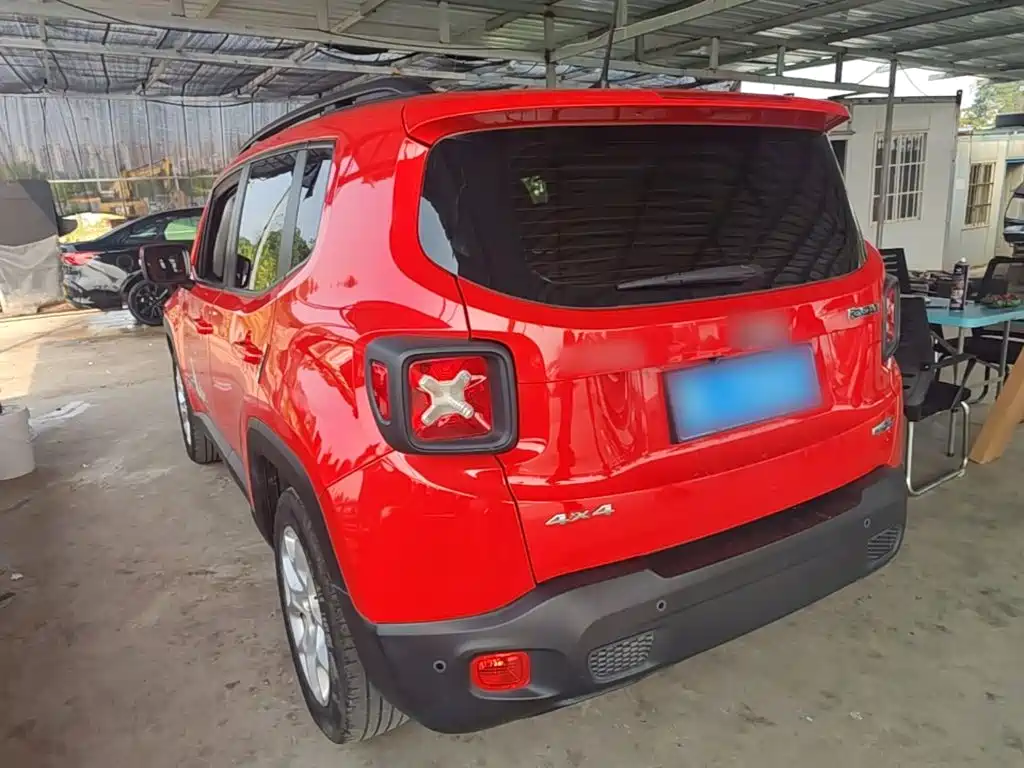 Jeep Renegade — миниатюра 5