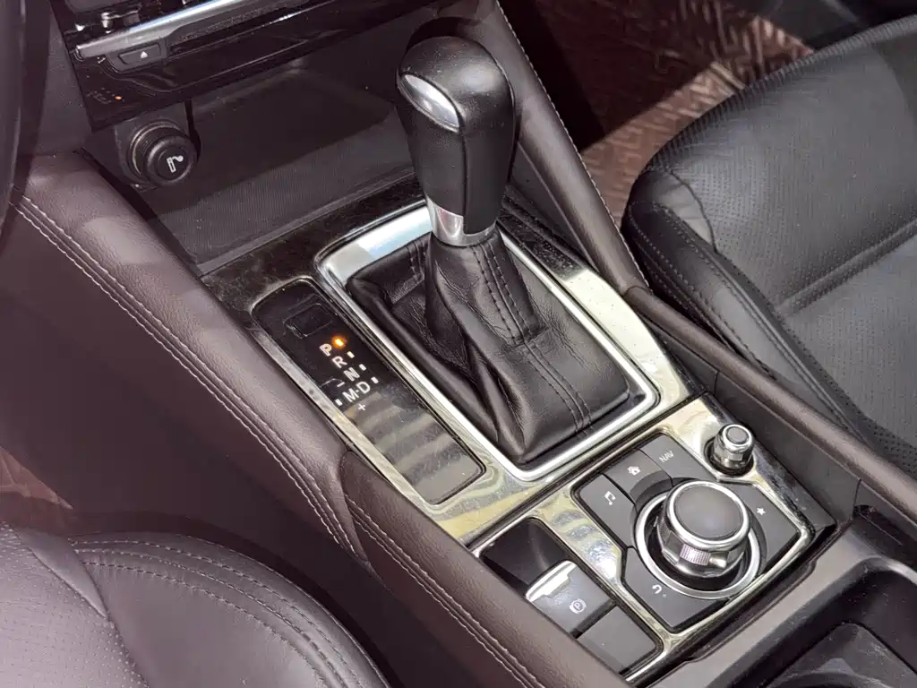 Mazda Atenza — миниатюра 15