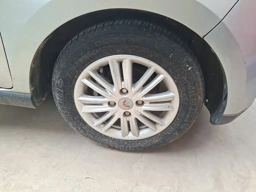 Wuling Hongguang — миниатюра 24