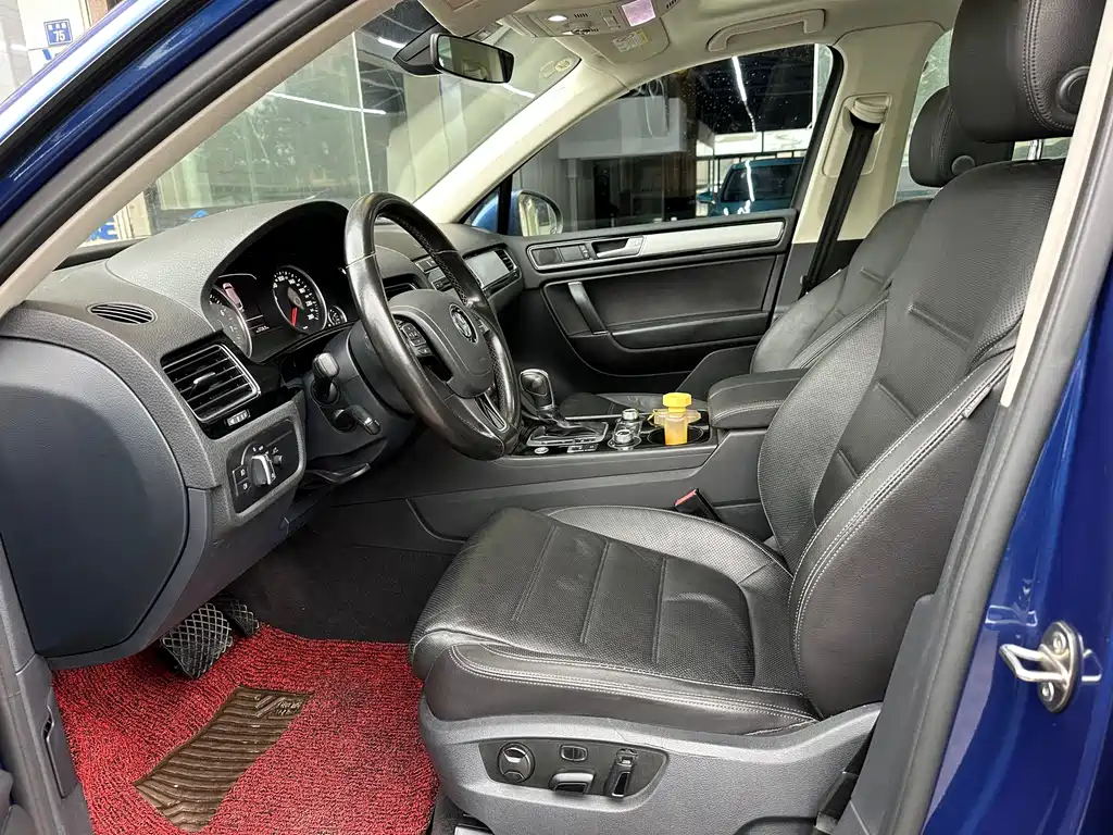 Volkswagen Touareg — миниатюра 11