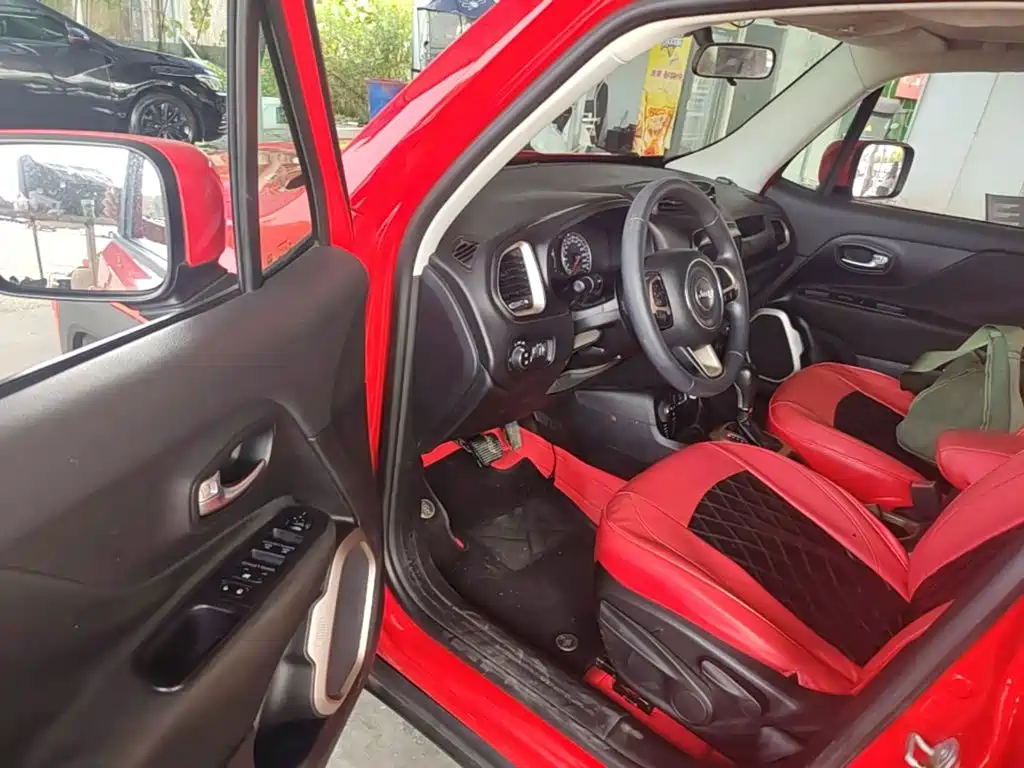 Jeep Renegade — миниатюра 16