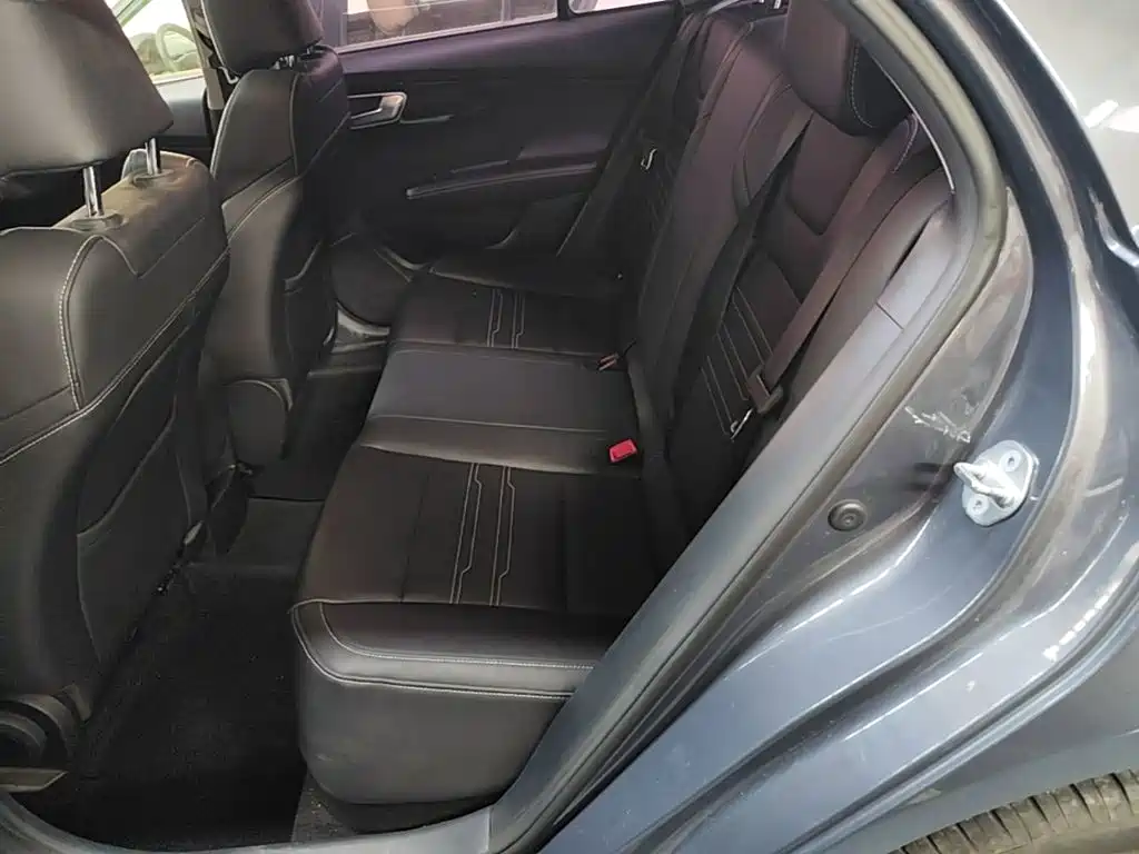 BYD Qin — миниатюра 24