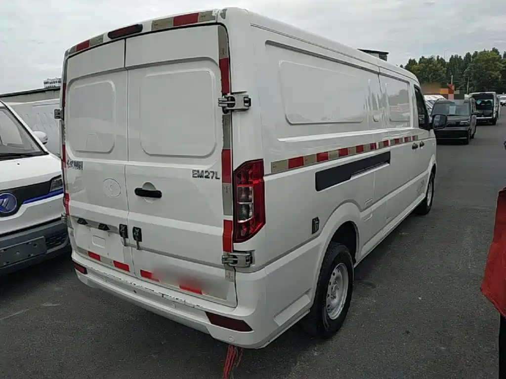 Dongfeng EM27 — миниатюра 7