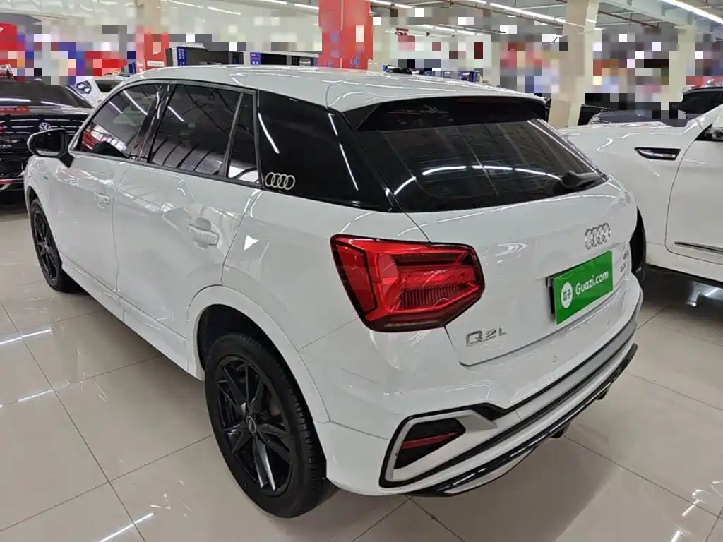 Audi Q2L — миниатюра 5