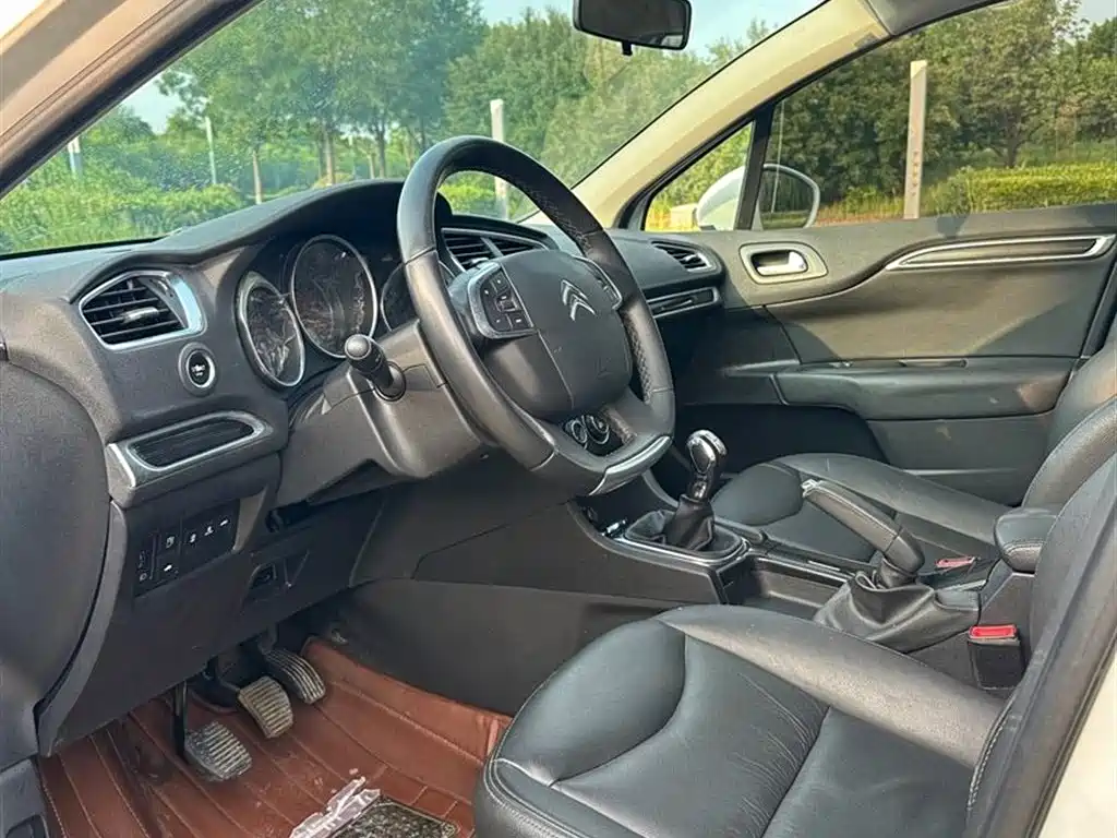 Citroen C4L 2014 1.8L MT