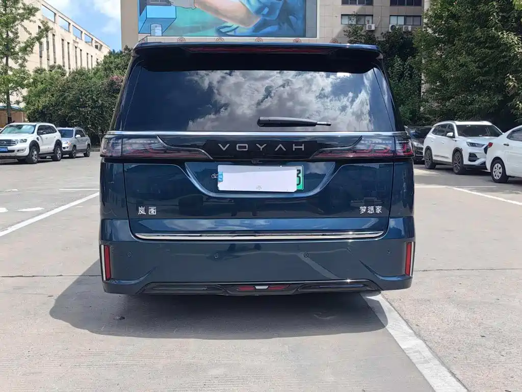 VOYAH Dreamer — миниатюра 16