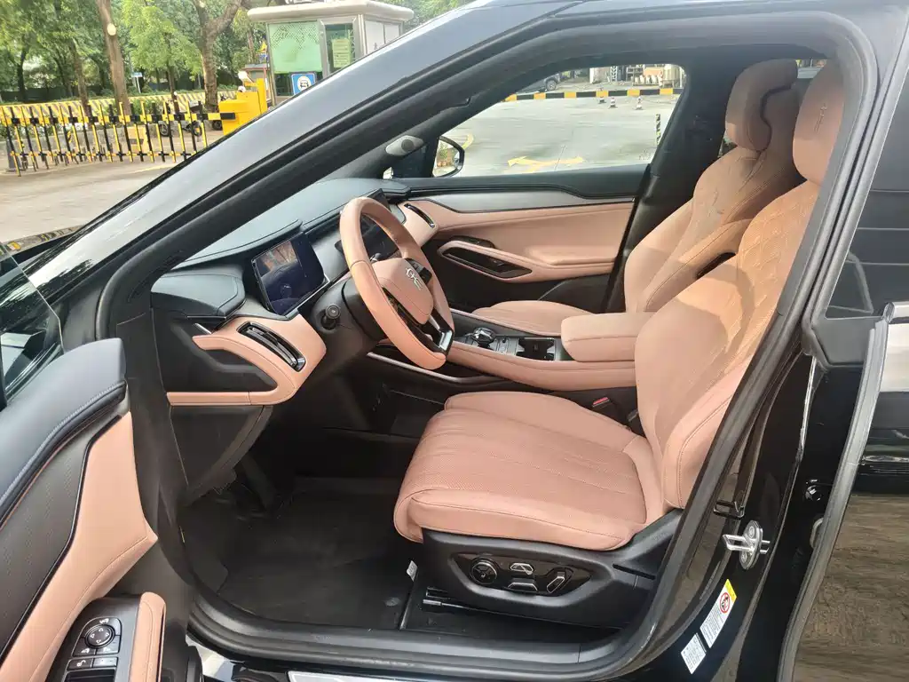 BYD L EV — миниатюра 8