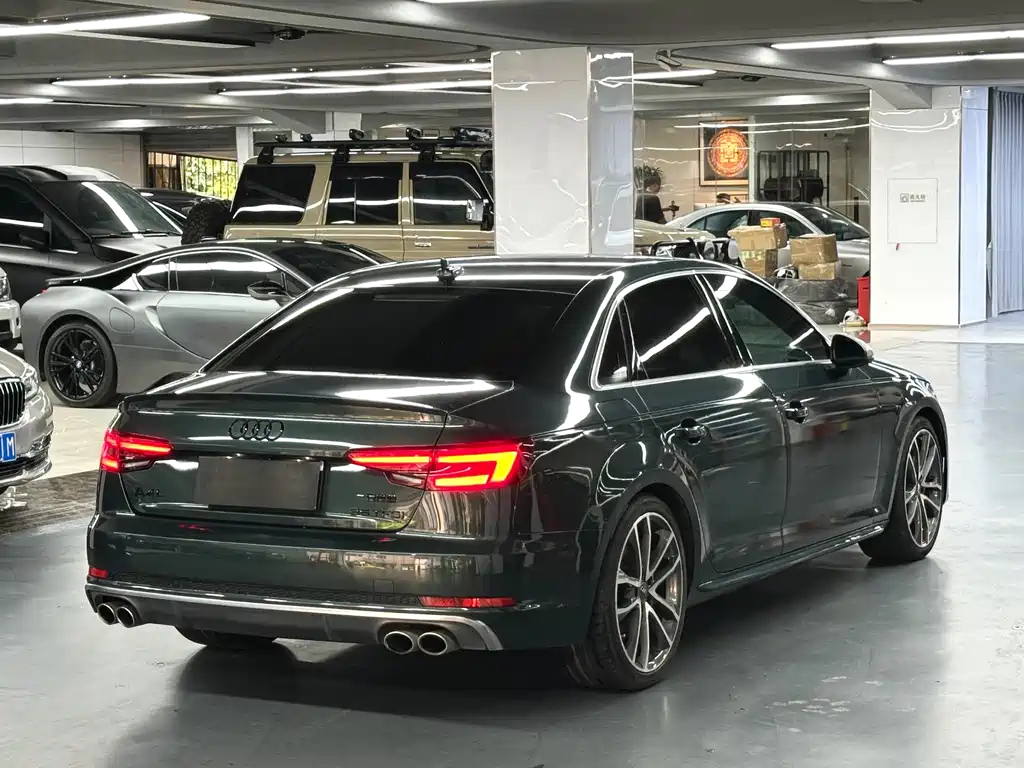 Audi S4 — миниатюра 6