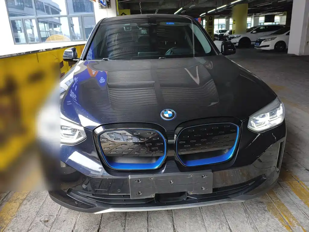 BMW iX3 — миниатюра 3