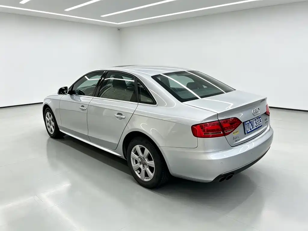 Audi A4L — миниатюра 9
