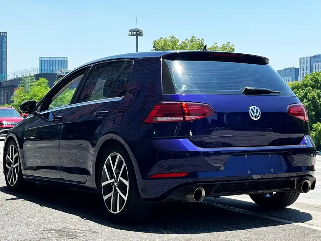 Volkswagen Golf — миниатюра 4