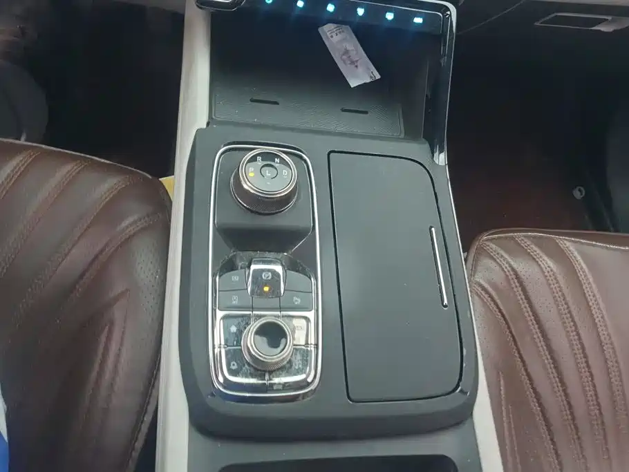 Ford Equator Sport — миниатюра 16