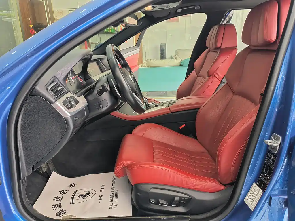 BMW M5 — миниатюра 3
