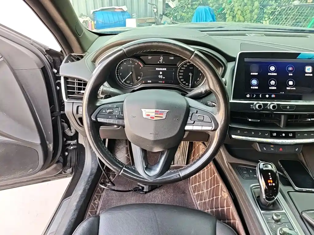 Cadillac CT5 — миниатюра 11