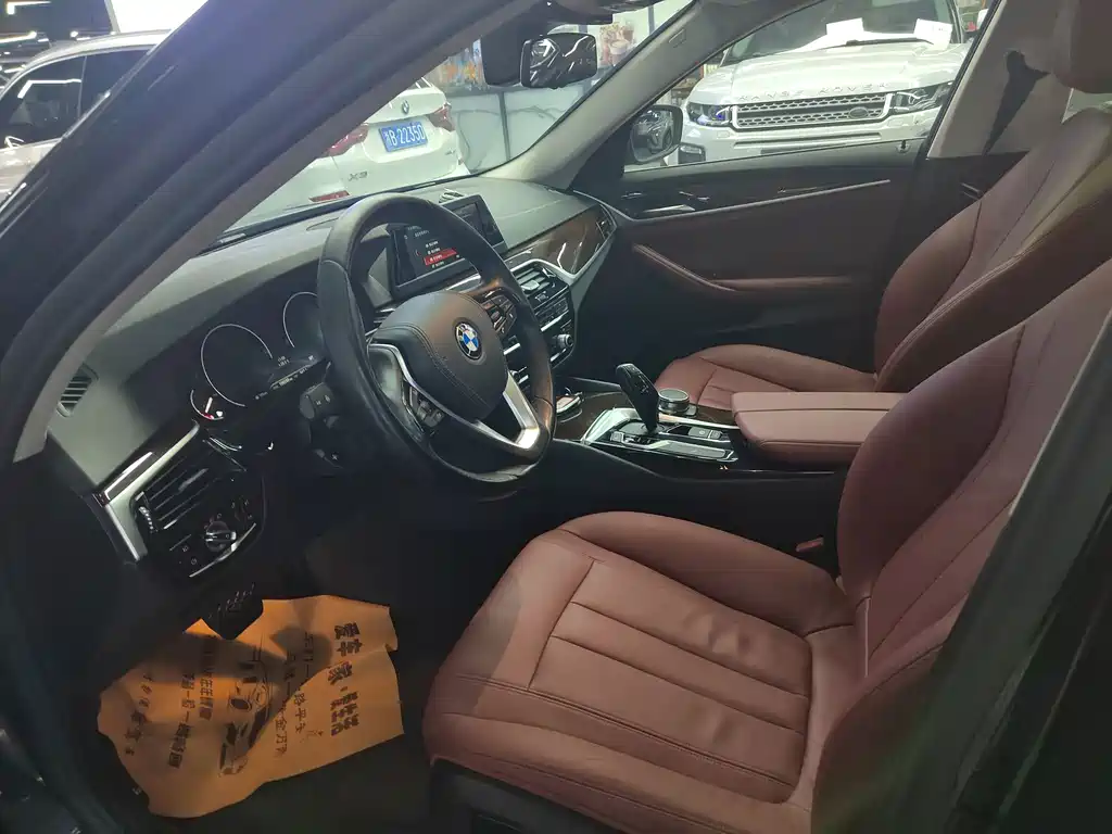 BMW 5 Series — миниатюра 5