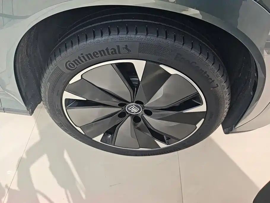 BYD Tang L — миниатюра 6