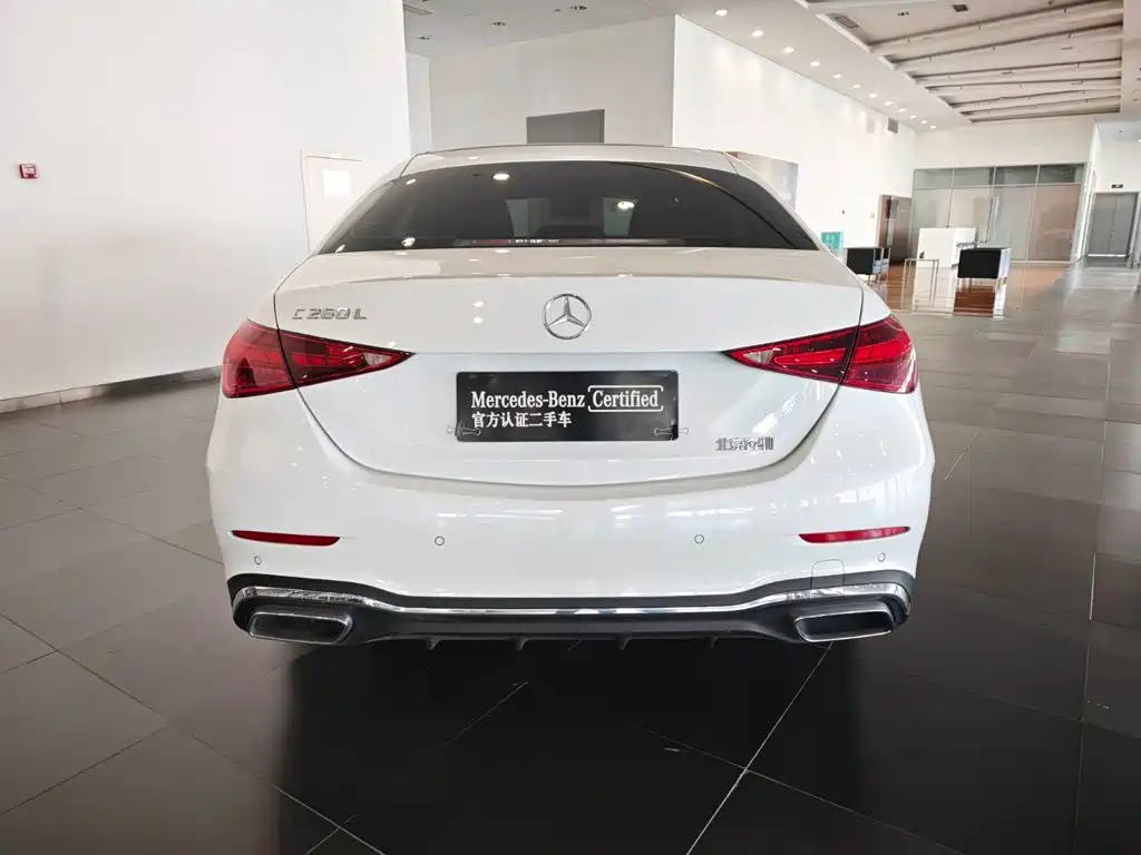 Mercedes-Benz C-Class — миниатюра 5