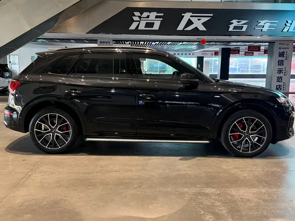 Audi Q5L — миниатюра 4