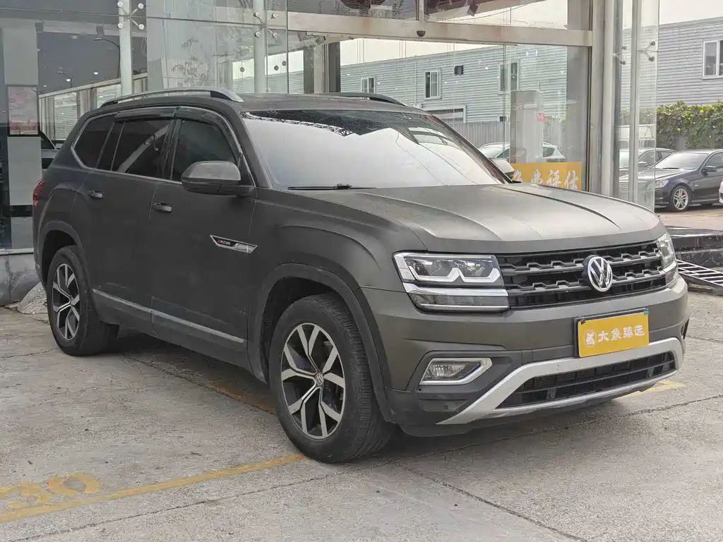 Volkswagen Teramont — миниатюра 3