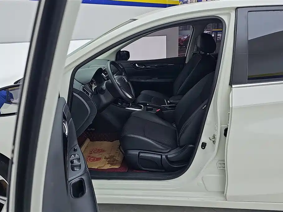 Nissan Tiida 2019 1.6L CVT VI