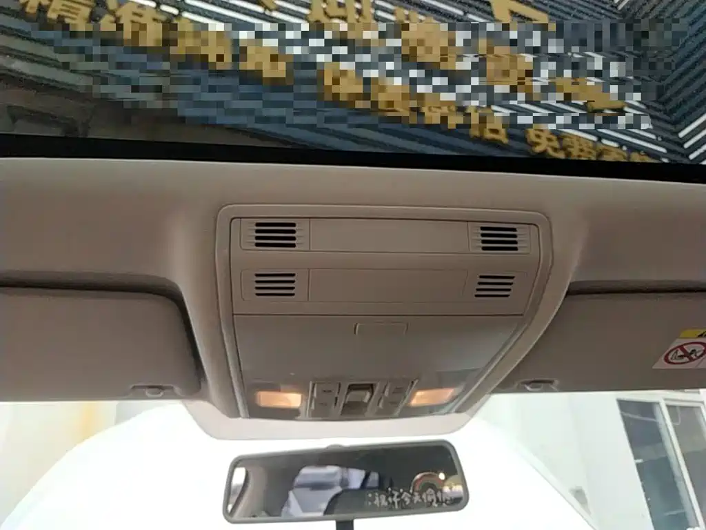 Volkswagen Golf — миниатюра 18