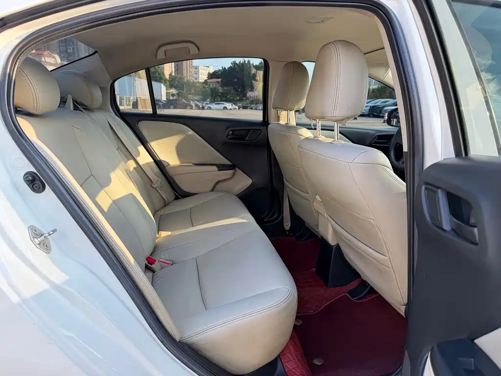 Honda City — миниатюра 18
