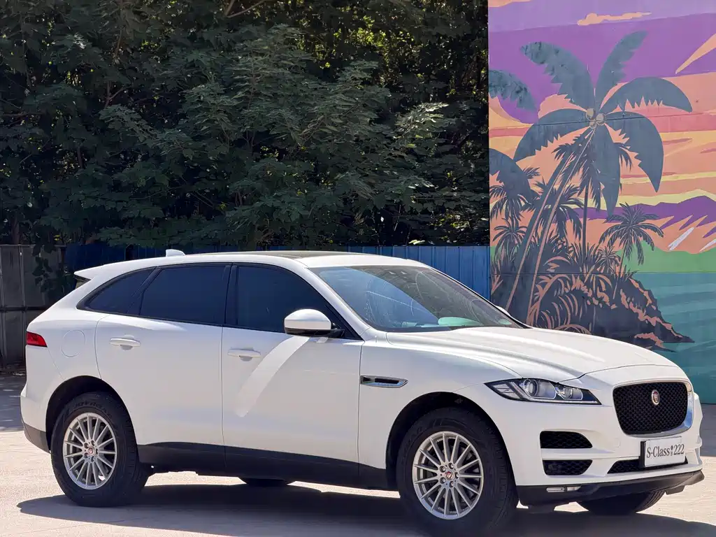 Jaguar F-PACE — миниатюра 3