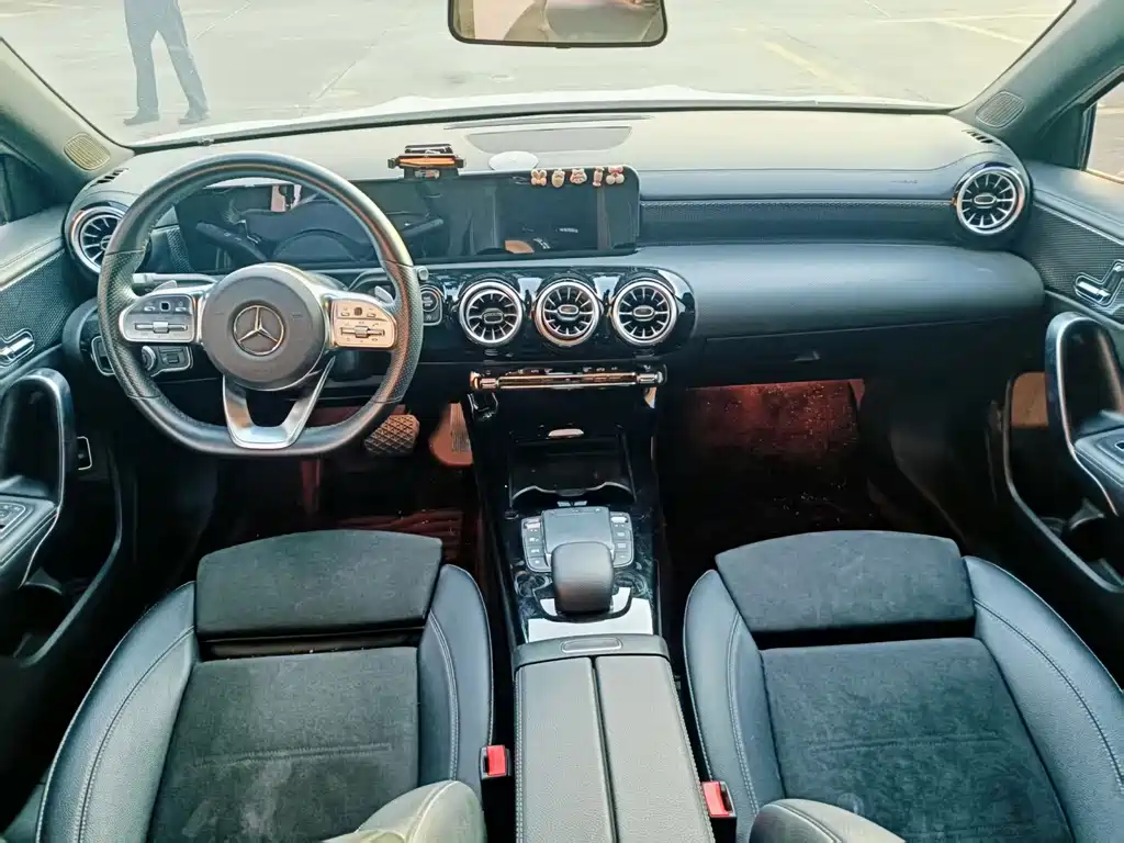 Mercedes-Benz A-Class — миниатюра 5