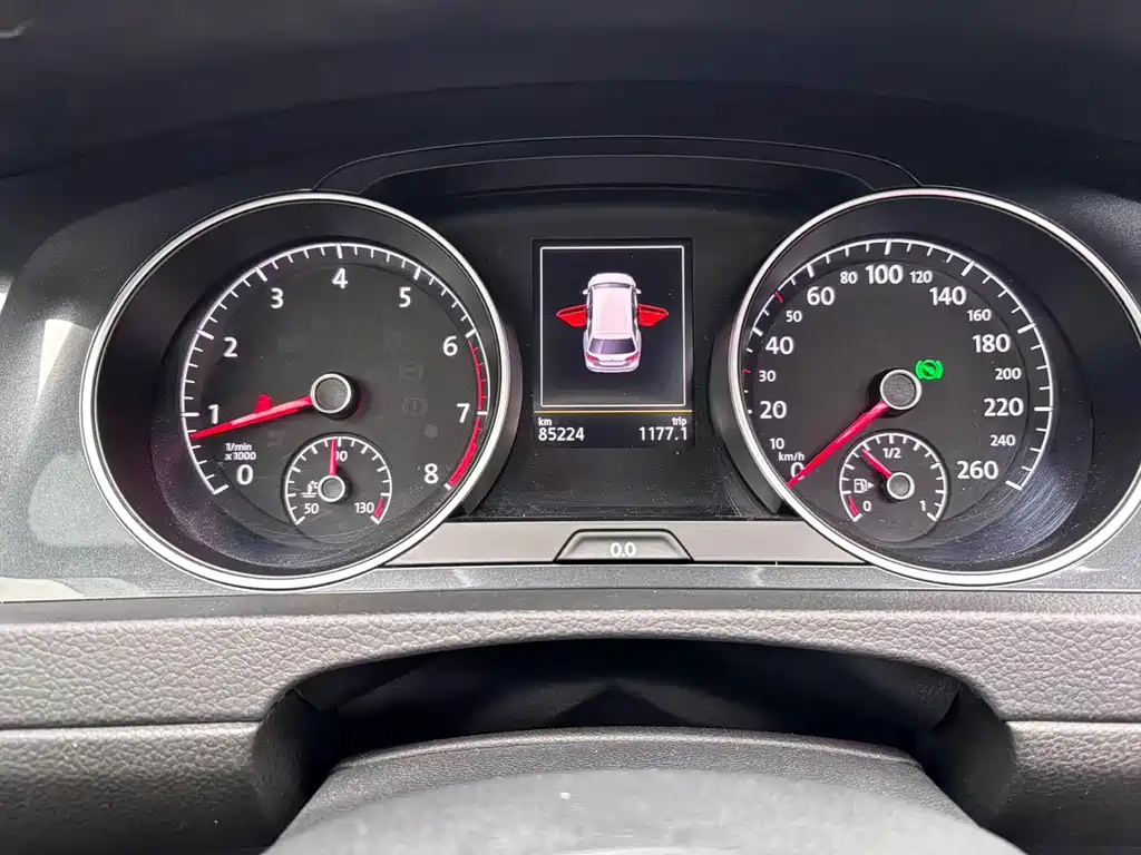 Volkswagen Golf 2019 1.8TSI