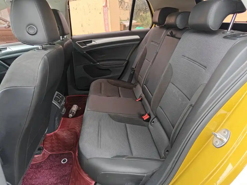 Volkswagen Golf — миниатюра 17