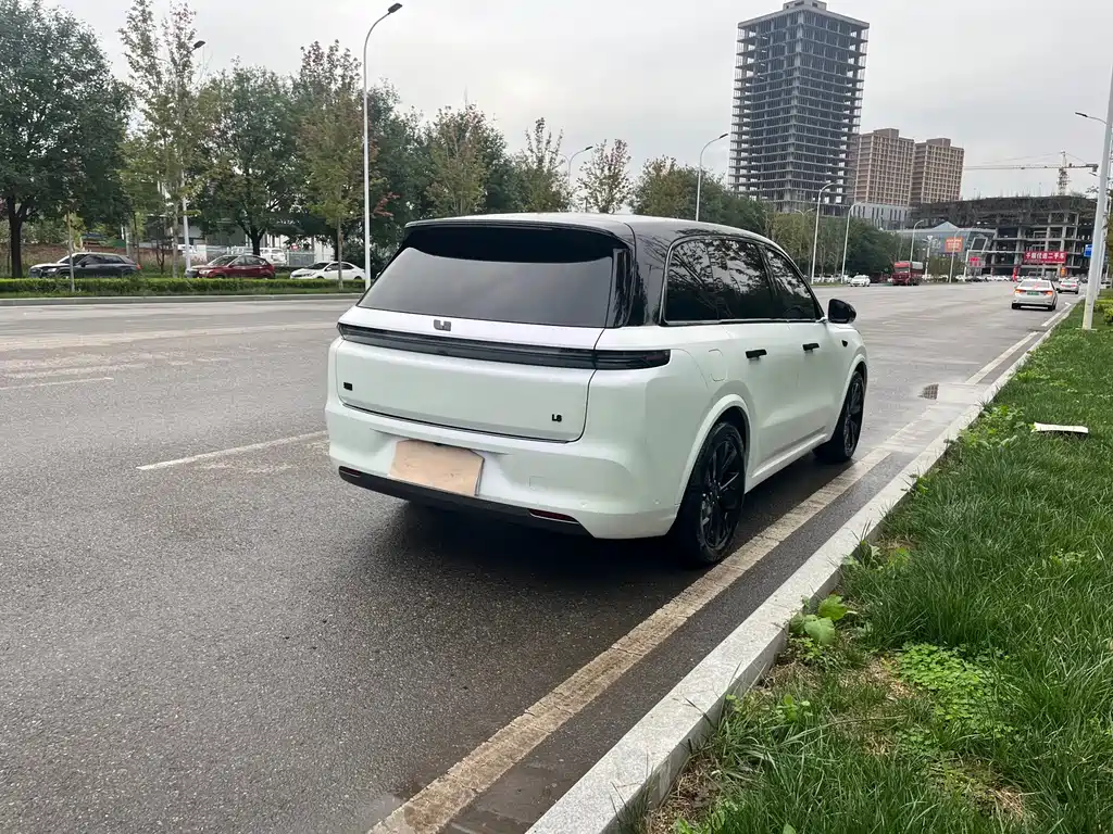Li Auto Li L8 — миниатюра 21