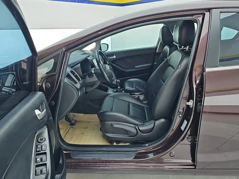 Kia K3 — миниатюра 9