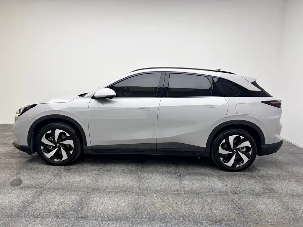ARCFOX Alpha T5 — миниатюра 14