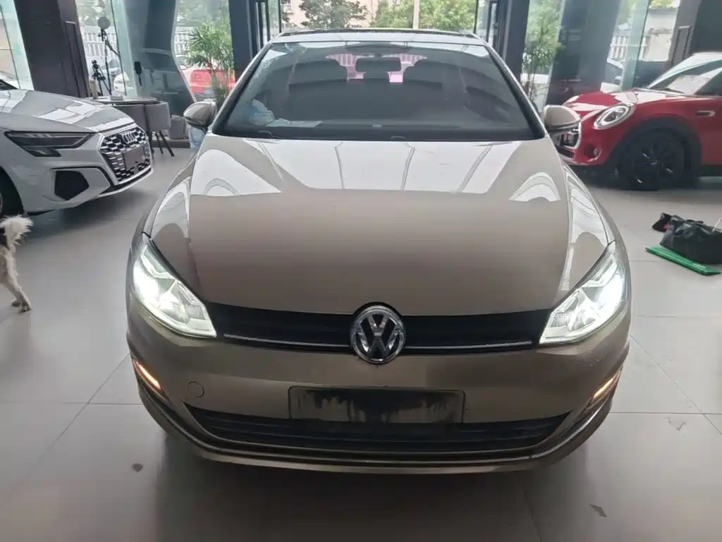 Volkswagen Golf — миниатюра 3