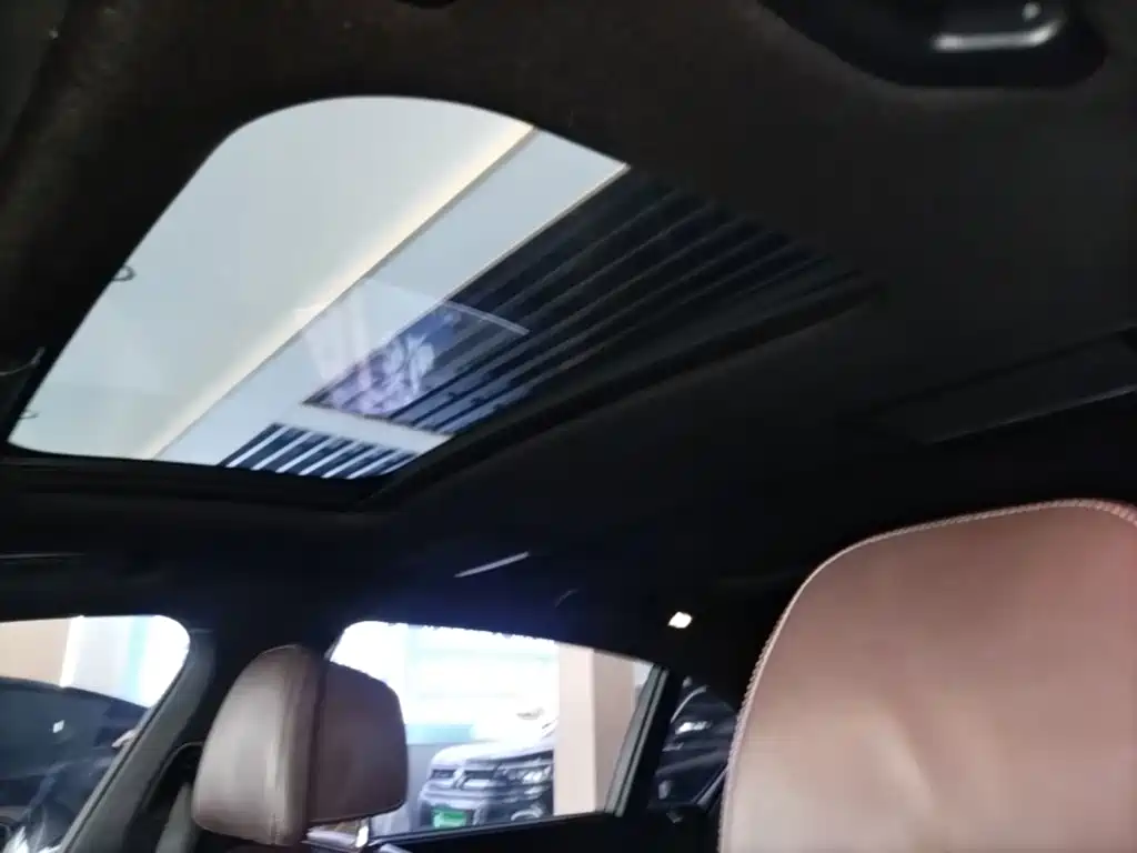 BMW 7 Series — миниатюра 18