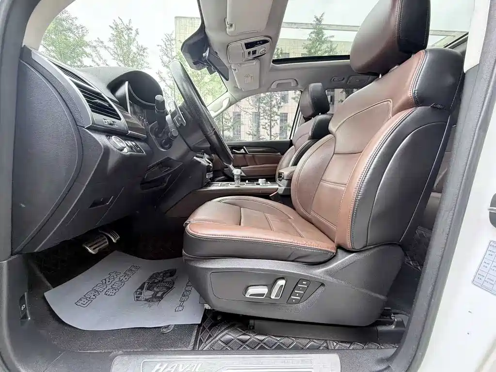Haval H9 2017 2.0T Premium 5 мест