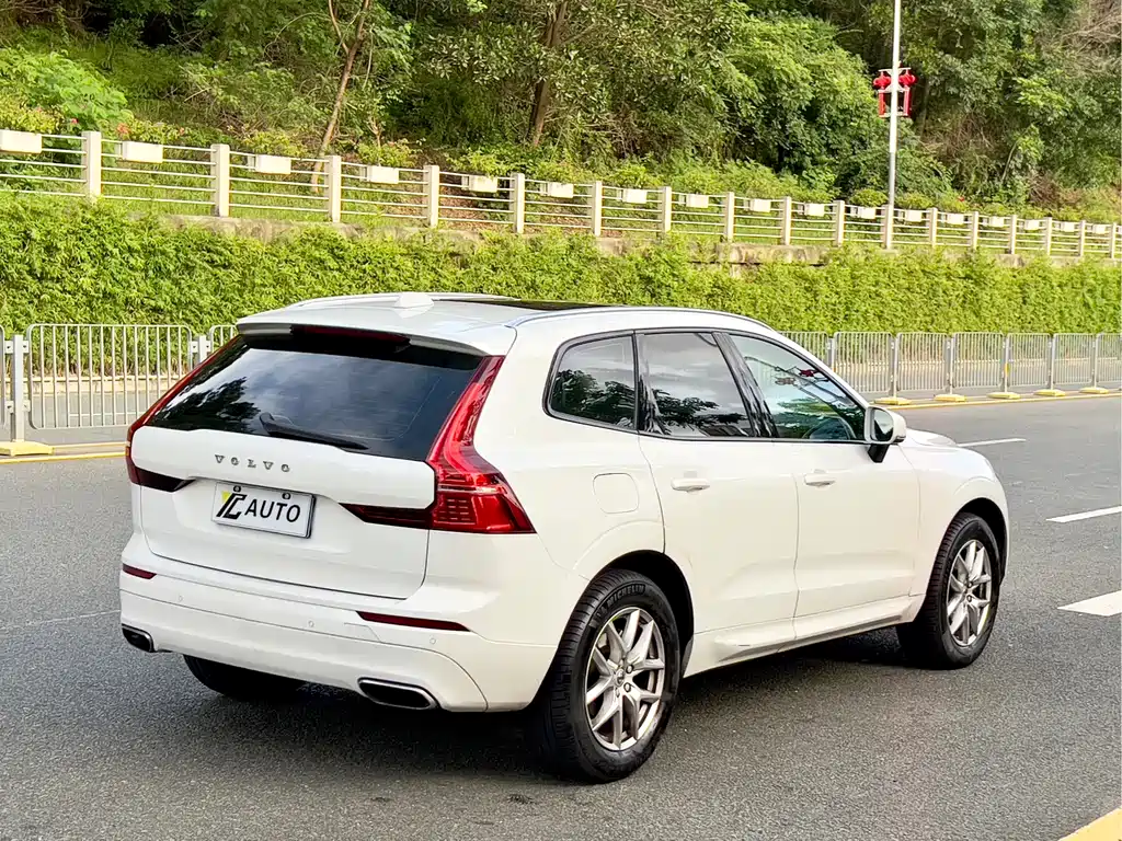 Volvo XC60 2018 T5